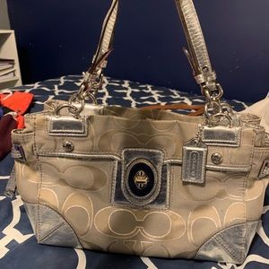 used coach purse